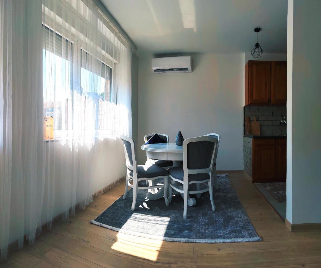Spacious And Modern Apartment In Town Center Konjic Eksteriør bilde