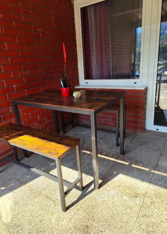 Spacious And Modern Apartment In Town Center Konjic Eksteriør bilde