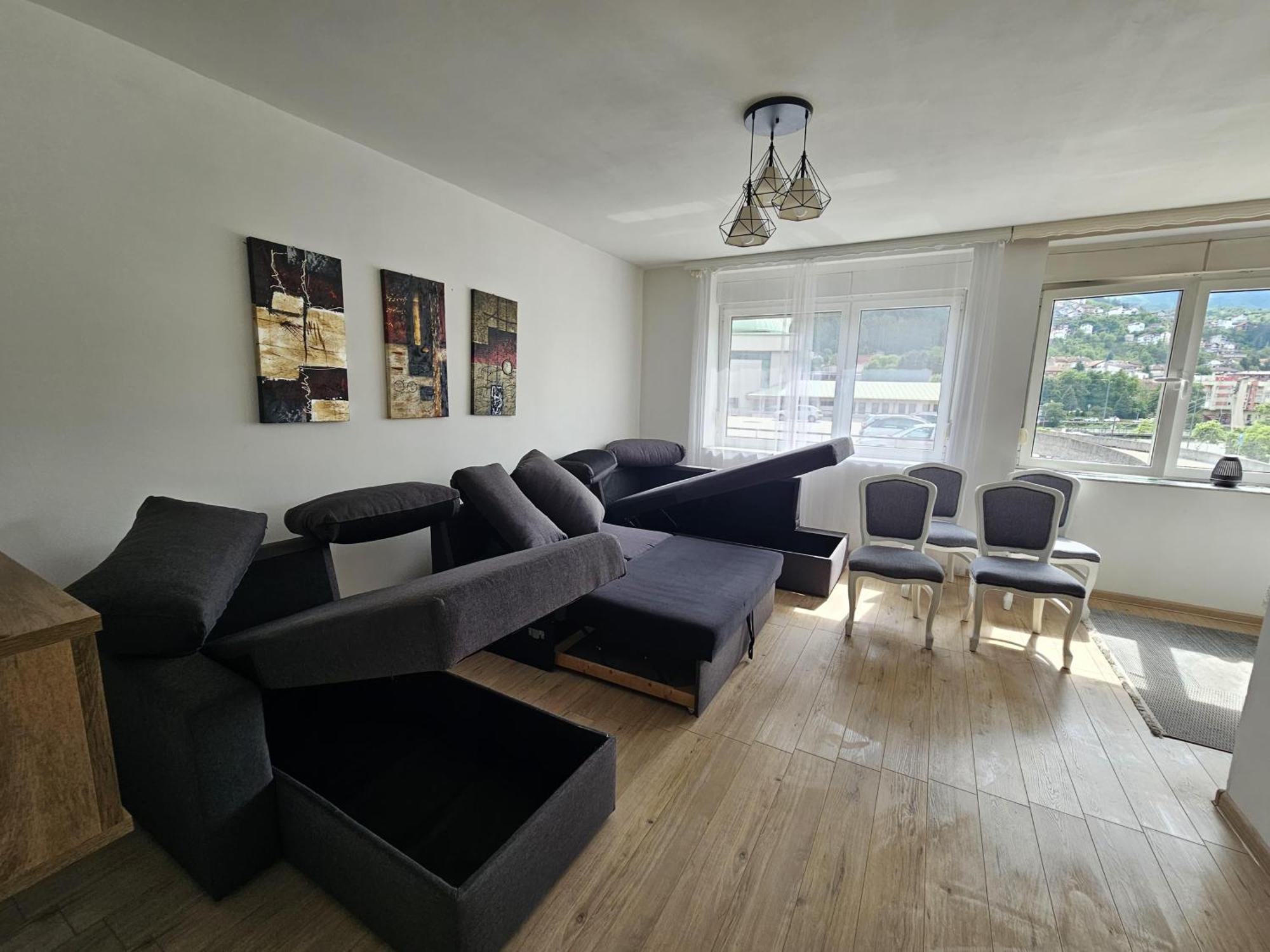 Spacious And Modern Apartment In Town Center Konjic Eksteriør bilde